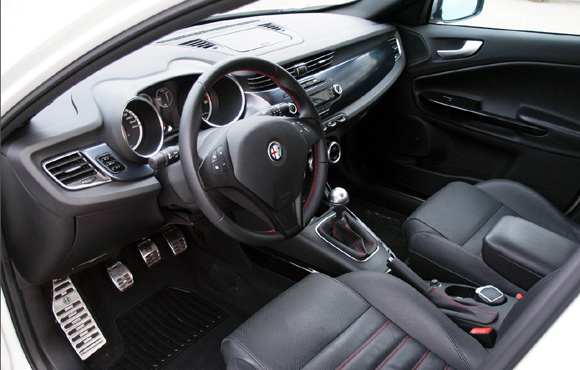 Testirali smo: Alfa Romeo Giulietta Distinctive 2.0 JTDm