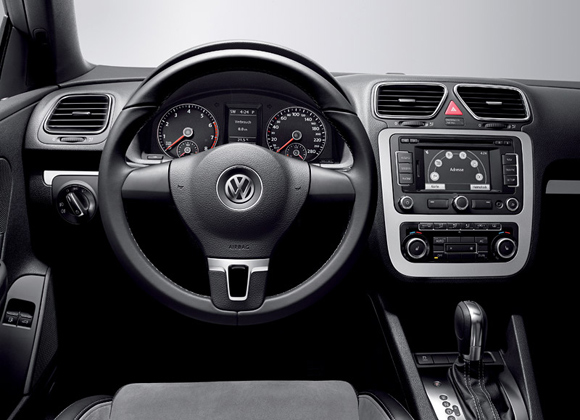Dva nova paketa za VW Eos: Black Style Premium i Sport & Style