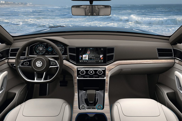 Sajam automobila u Detroitu 2013 - VW CrossBlue Concept