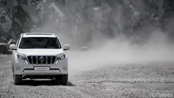 Toyota Land Cruiser: Facelift na prvom videu