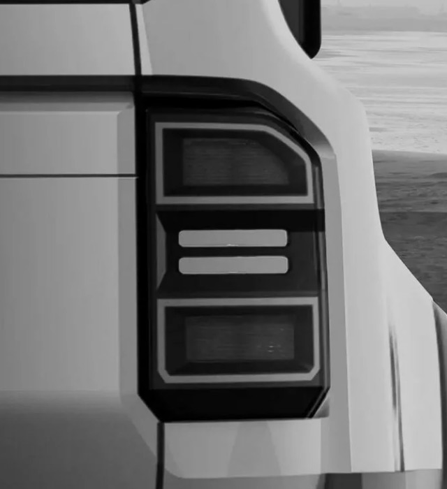 Nova Toyota Land Cruiser kuca na vrata - retro dizajn počinje da se otkriva (FOTO)