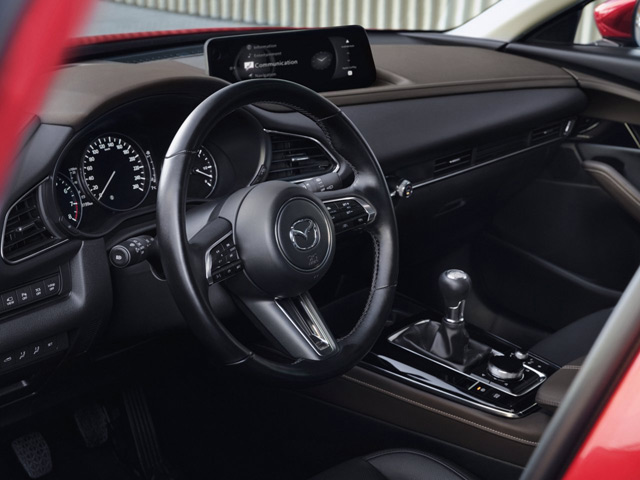 Mazda predstavlja modele Mazda3 i Mazda CX-30 za modelsku godinu 2024