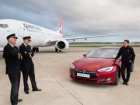 Šta mislite, ko je brži - elektromobil Tesla S ili avion Boeing 737?